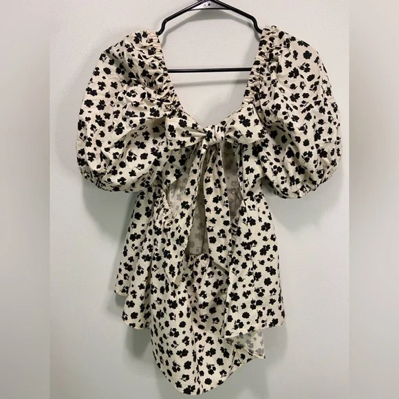 Topshop Black and Cream Floral Blouse - Picture 5 of 7